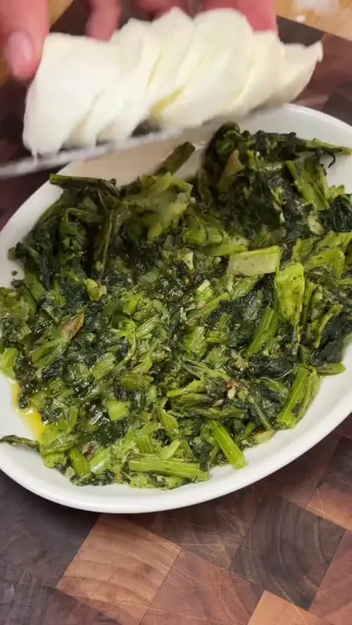 Cime di Rapa with Mozzarella & Sourdough Croutons